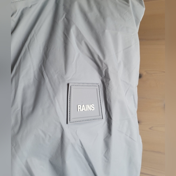 NWT Rains Nylon Padded Fuse Vest Sky Blue Unisex XS / Womens S - Picture 5 of 13